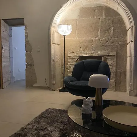 Chateau 13e Siecle Gasthuis Annecy